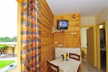 Gonen Holiday Village - Lodge Экстерьер фото